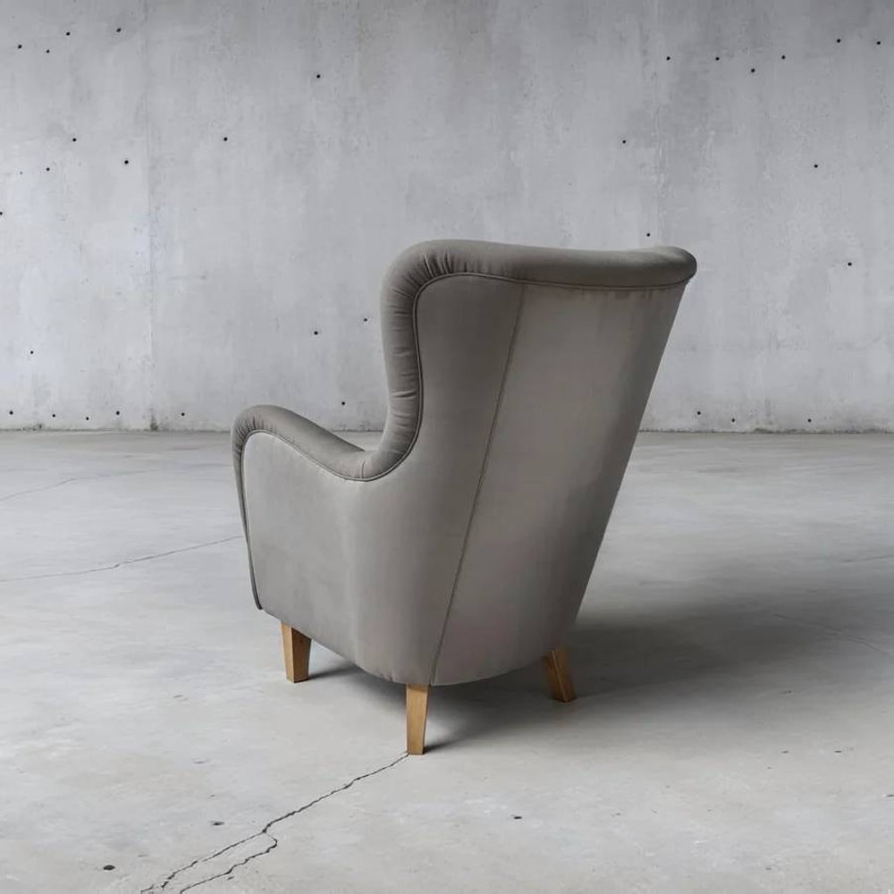 Кресло Murphy Аrmchair