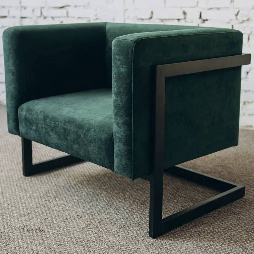 Кресло Harold Armchair