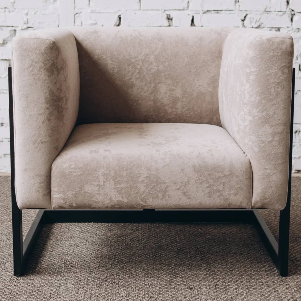 Кресло Harold Armchair